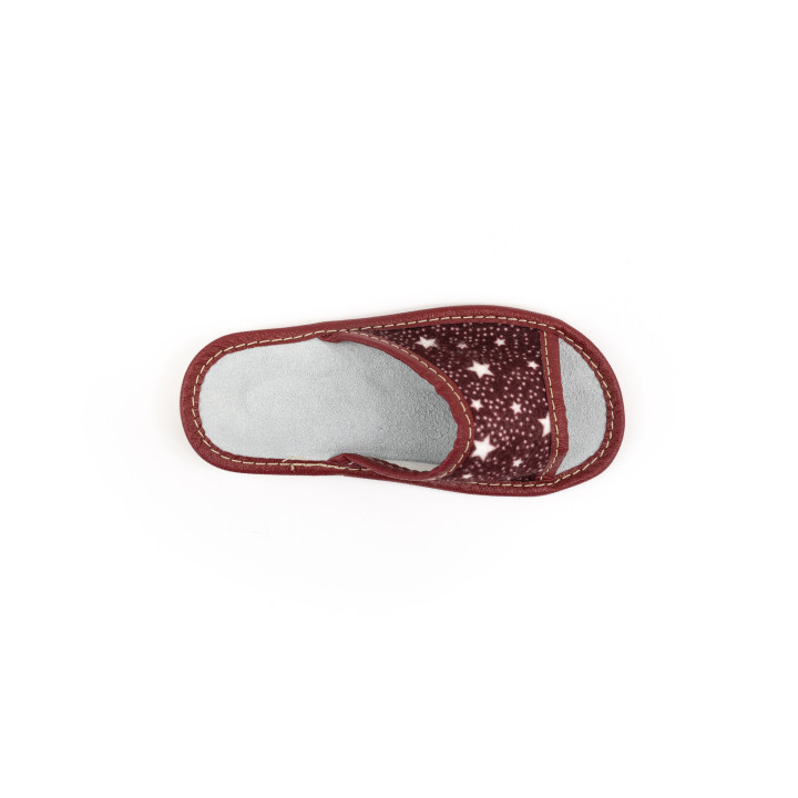 Bordowe papcie dla dzieci, laczki domowe dziecięce skórzane
