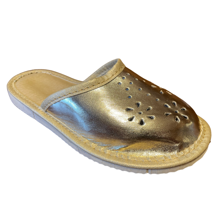 Złote kryte kapcie dziecięce, profilowane laczki dziecięce - numer 150