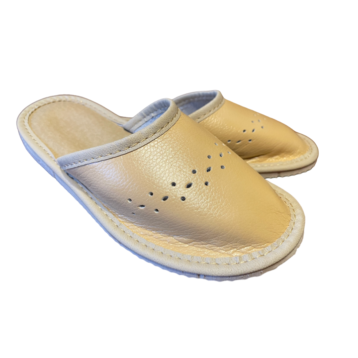 Beżowe kapcie dla dzieci, wygodne i komfortowe pantofle dziecięce - numer 159