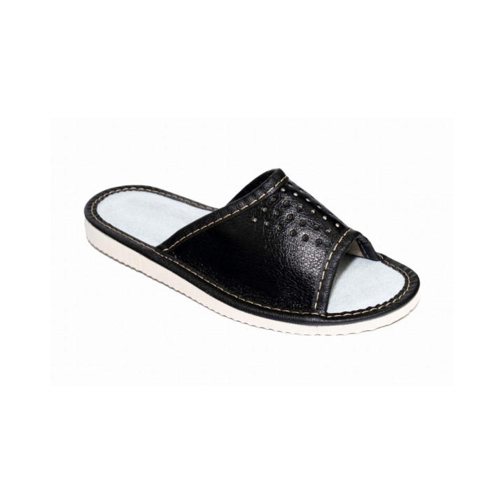 Chłopięce pantofle czarne, skórzane klapki domowe dla dzieci