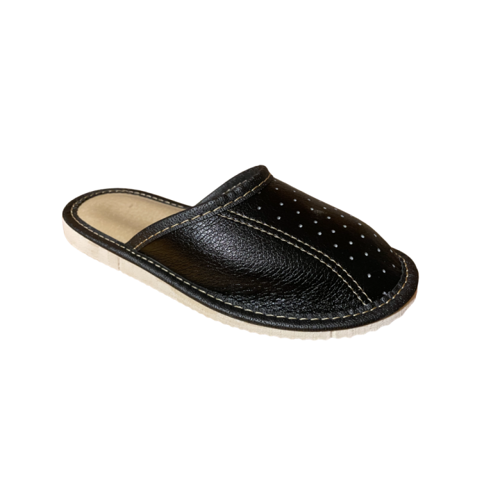 Kryte chłopięce kapcie domowe czarne, wygodne laczki dziecięce, pantofle dziecięce