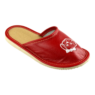 Kapcie dziecięce czerwone z pieskiem, pantofle dziecięce