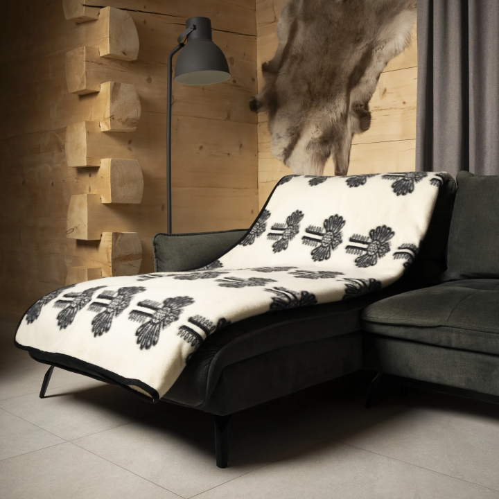 Ciepły koc, narzuta góralska w regionalne wzory, koc w parzenicę - numer 302