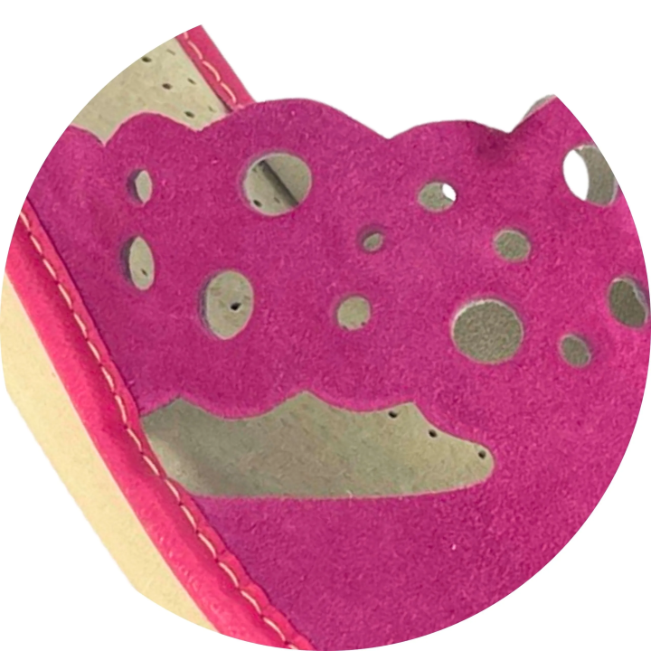 Skórzane pantofle damskie, różowe kapcie domowe - numer 373