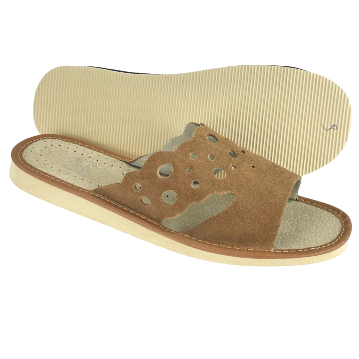 Skórzane pantofle damskie, musztardowe kapcie domowe