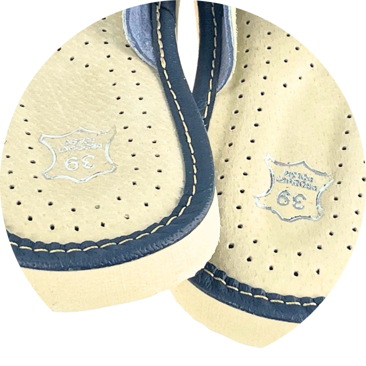 Ciemno granatowe pantofle domowe, skórzane pantofle damskie zamszowe