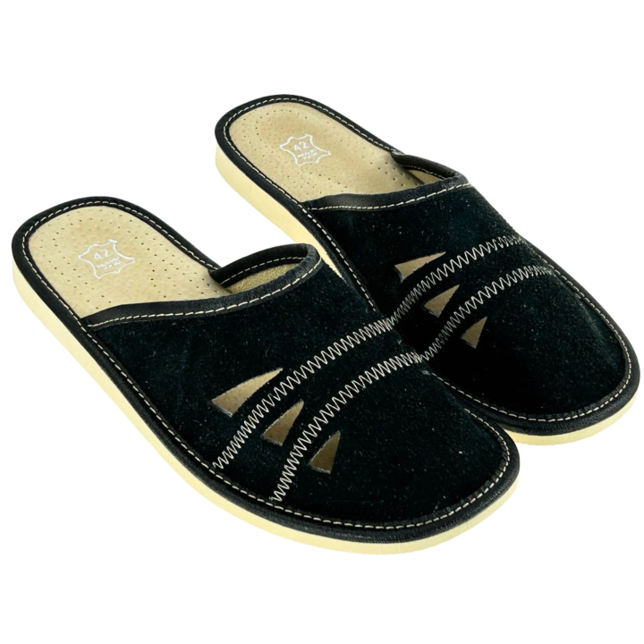 Czarne zamszowe pantofle męskie Skórzane klapki domowe - numer 448
