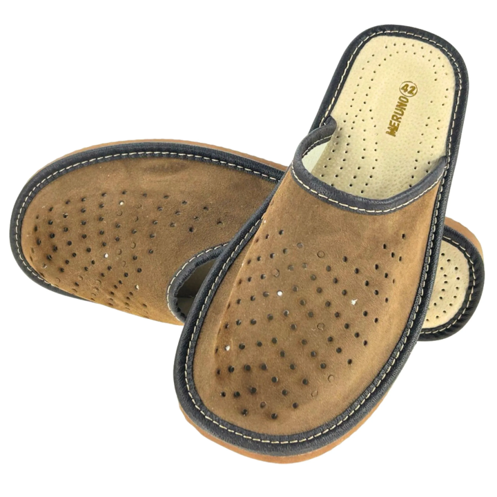 Brązowe kapcie męskie skórzane Pantofle męskie