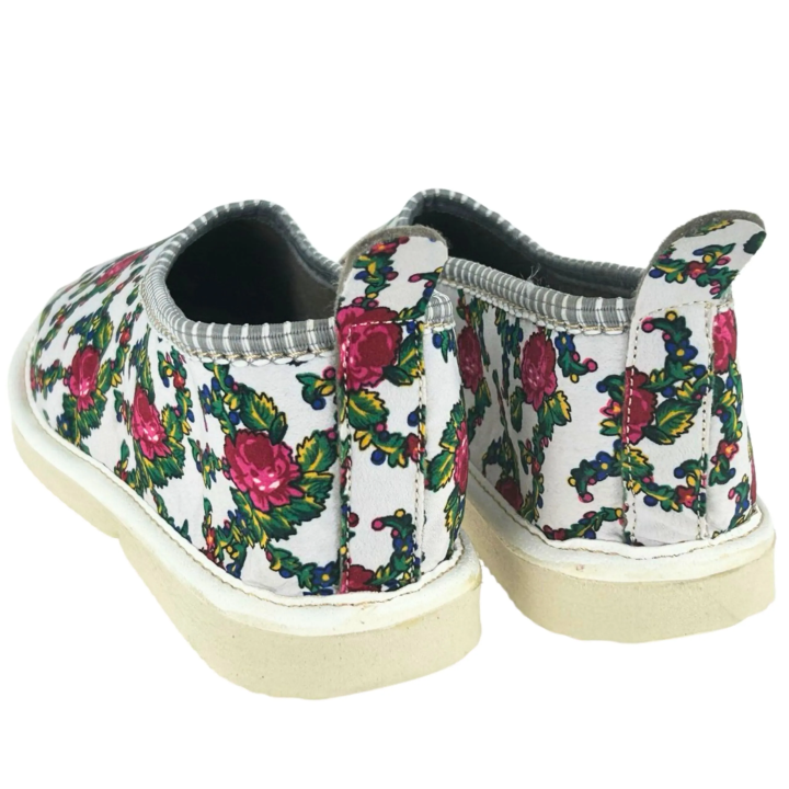 Białe kapcie domowe Damskie Buty damskie domowe góralskie