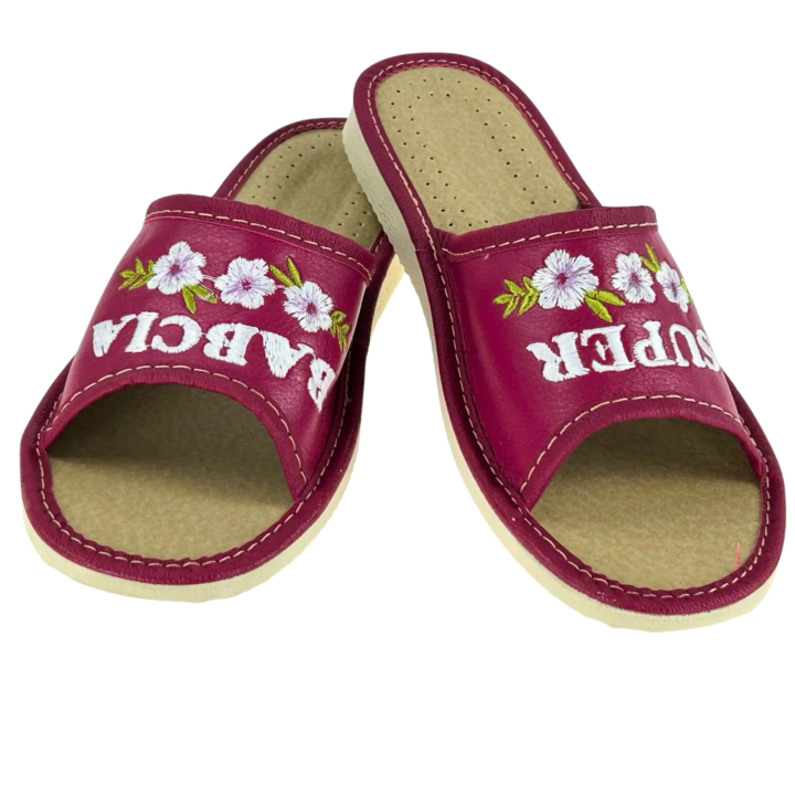 Kapcie z napisem "Super Babcia" idealny prezent na Dzień Babci