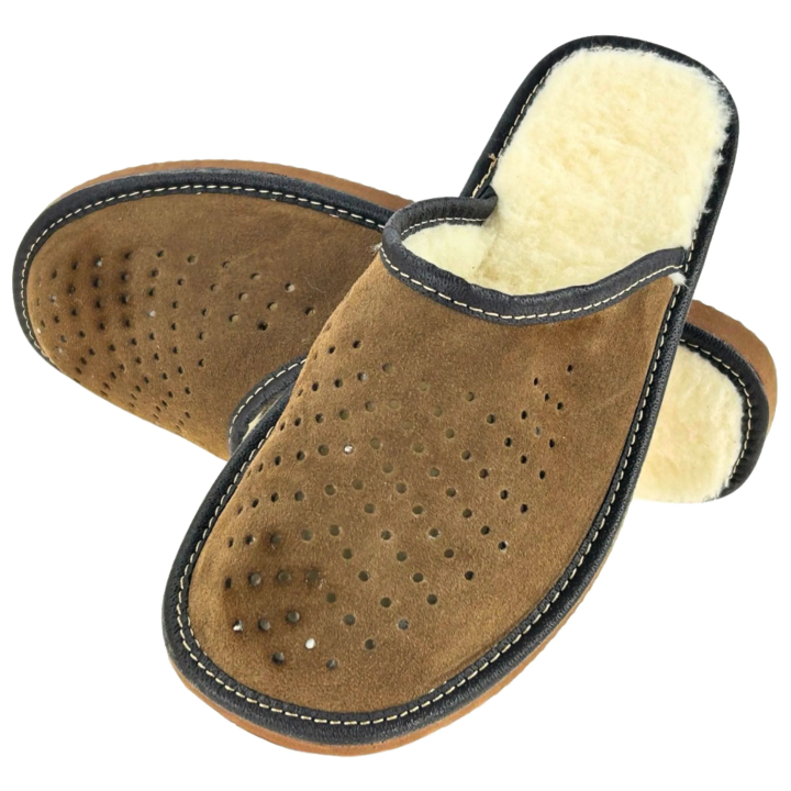 Brązowe ocieplane kapcie męskie Wygodne laczki domowe męskie