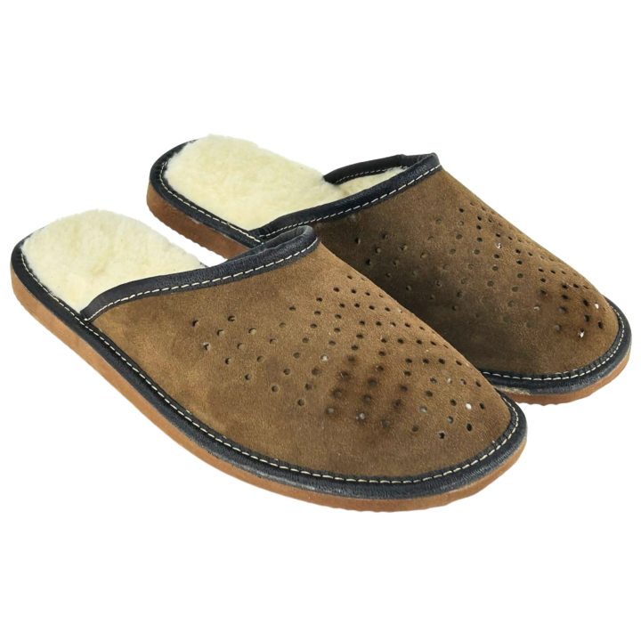 Brązowe ocieplane kapcie męskie Wygodne laczki domowe męskie