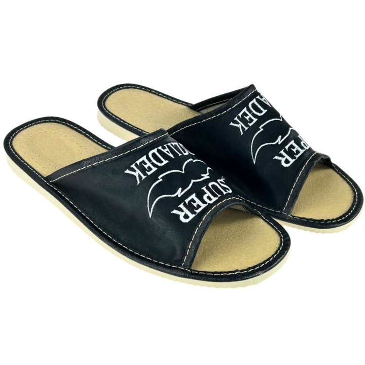 Kapcie dla Dziadka Czarne pantofle domowe z napisem super dziadek