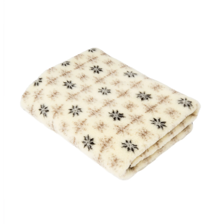 Ciepły koc, narzuta góralska w regionalne wzory, koc w gwiazdki