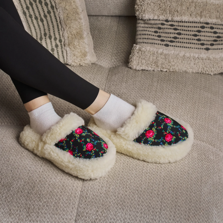 Kapcie damskie domowe Wygodne laczki dla Pań z futerkiem