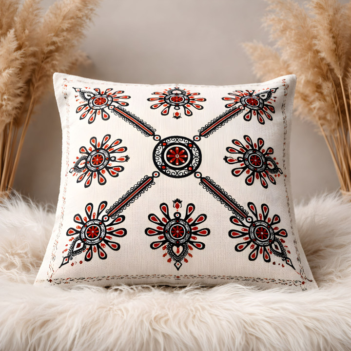 Biała poszewka na poduszkę, poszewka dekoracyjna styl góralski