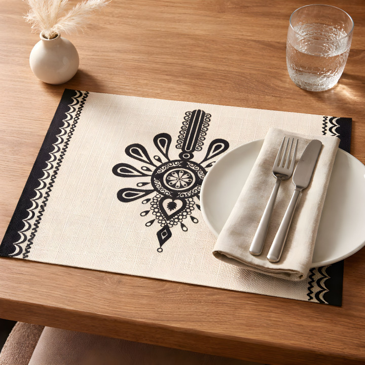 Podkładka na stół, Biało-czarna podkładka z parzenicą