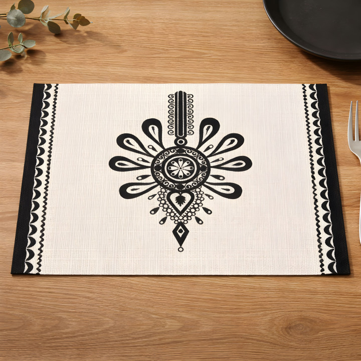 Podkładka na stół, Biało-czarna podkładka z parzenicą