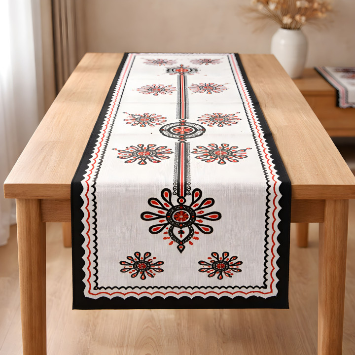 Góralski bieżnik na stół, Bieżnik dekoracyjny biały