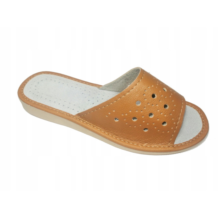 PANTOFLE skórzane, tanie KAPCIE domowe, laczki