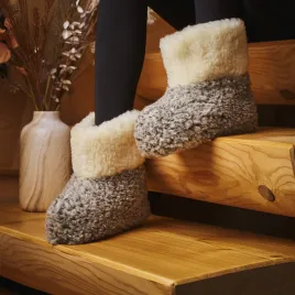 Ciepłe, wełniane kapce góralskie, bambosze wełniane, wełniaki - numer 225