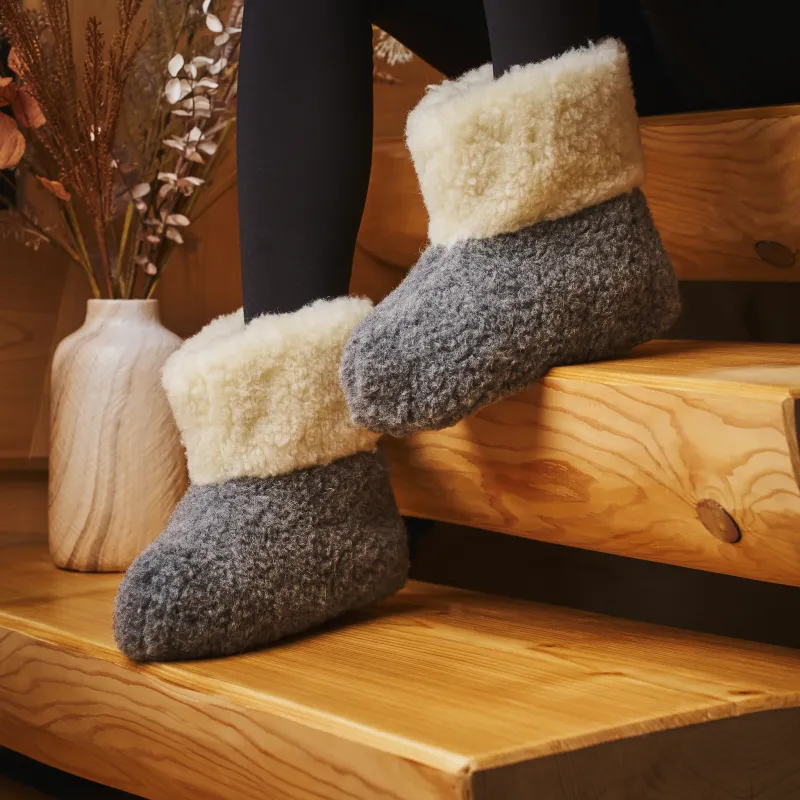 Biało-Grafitowe Bambosze wełniane góralskie, wełna 100% - CERTYFIKAT - numer 353