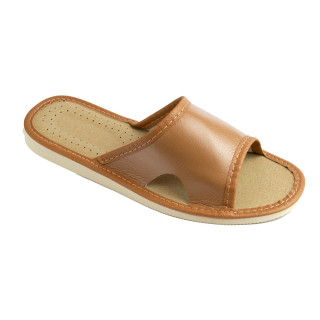 Brązowe pantofle damskie domowe z wycięciami na bokach