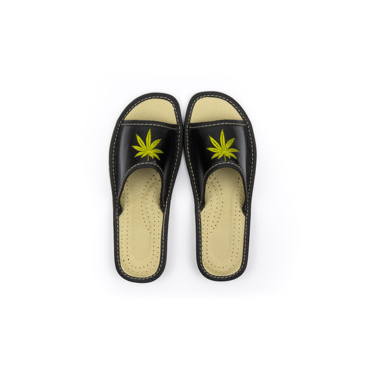 Kapcie damskie "Zioło", czarne pantofle domowe damskie