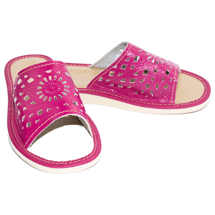 Fioletowe pantofle damskie domowe "Rozeta", wygodne ciapy damskie domowe