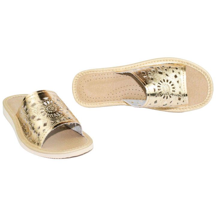 Złote pantofle damskie domowe "Rozeta", wygodne ciapy damskie domowe