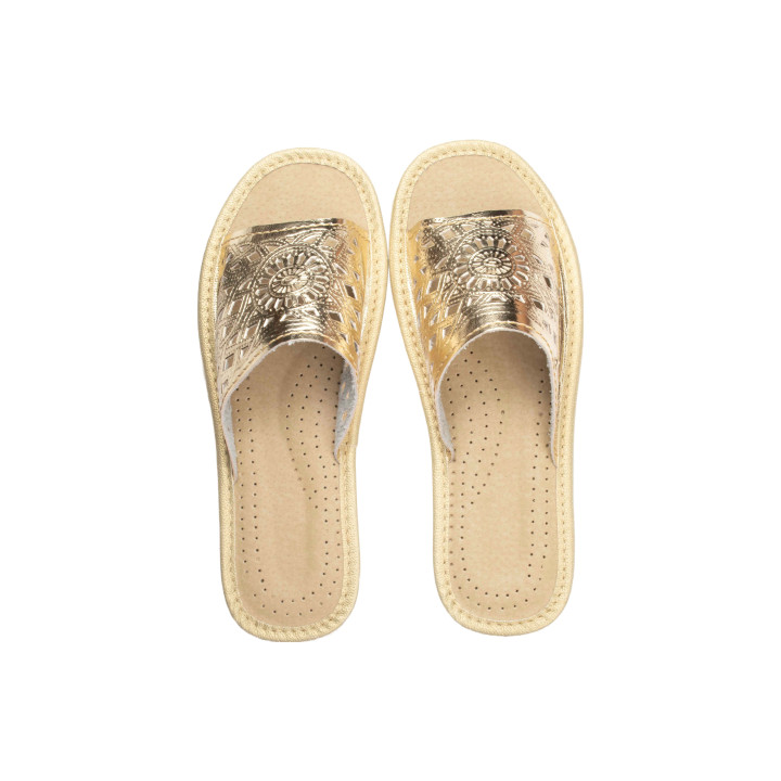 Złote pantofle damskie domowe "Rozeta", wygodne ciapy damskie domowe