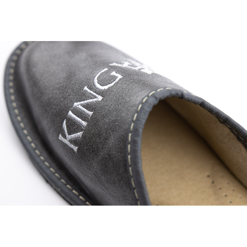 Pantofle męskie "King" szare, kryte cichobiegi męskie - numer 096
