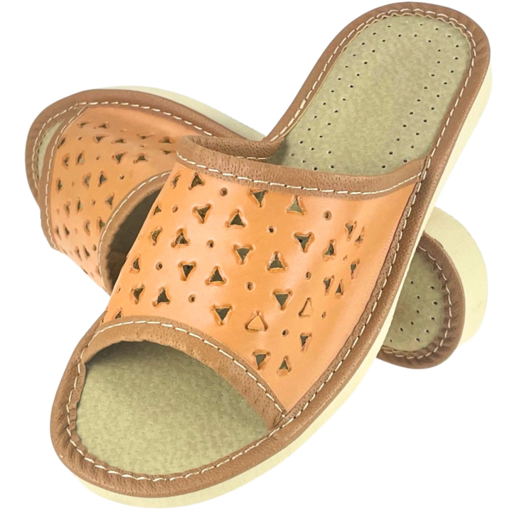 Ażurowe pantofle domowe damskie, lekkie klapki domowe - numer 223