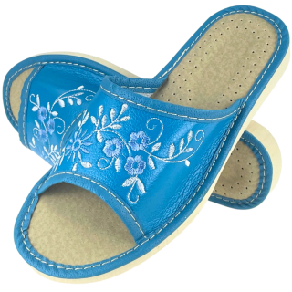 Niebieskie pantofle damskie w kwiaty, wygodne kapcie damskie, papcie