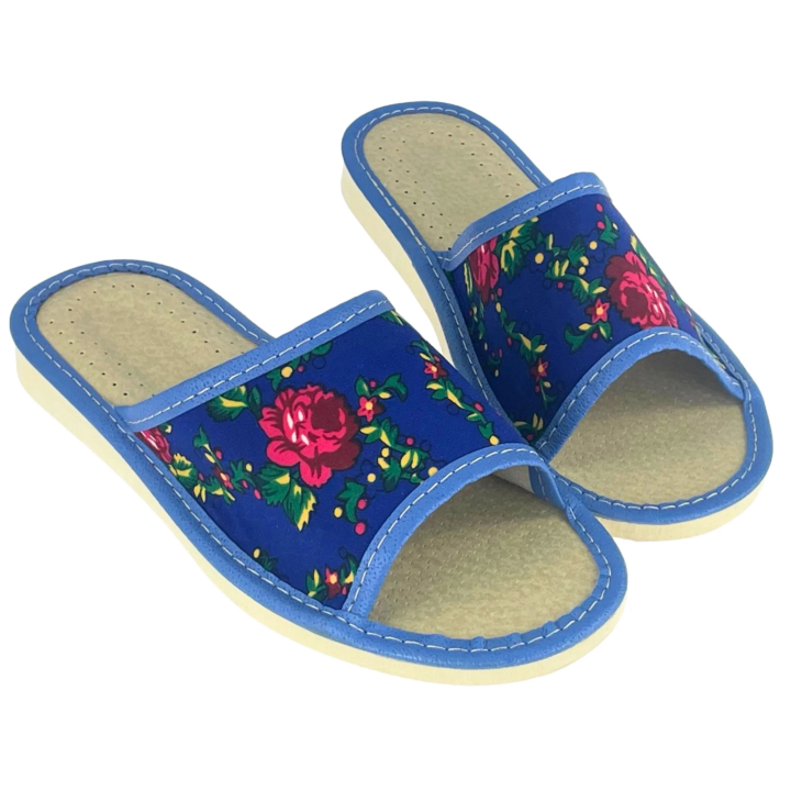 Pantofle damskie domowe z góralskim motywem niebieskie, kapcie góralskie
