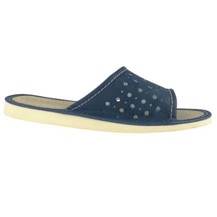 Kapcie pantofle damskie w kolorze ciemnego granatu, lekkie i przewiewne laczki domowe