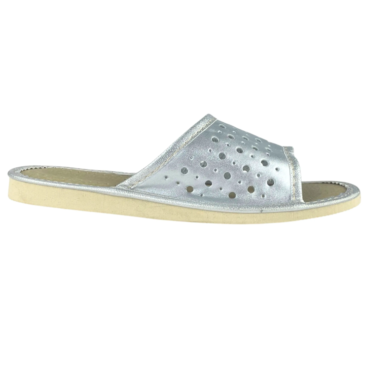 Srebrne kapcie damskie domowe, pantofle domowe dla Pań, stylowe obuwie domowe