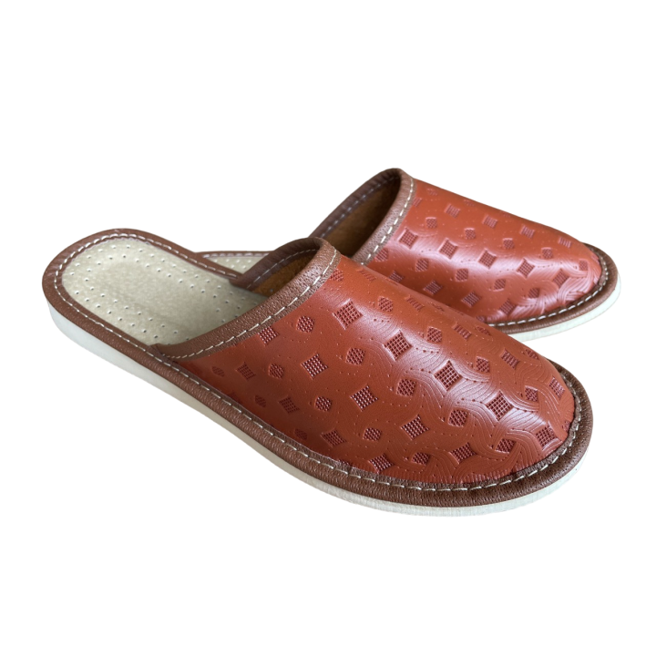 Kryte kapcie domowe damskie ciemne, wygodne lacie damskie