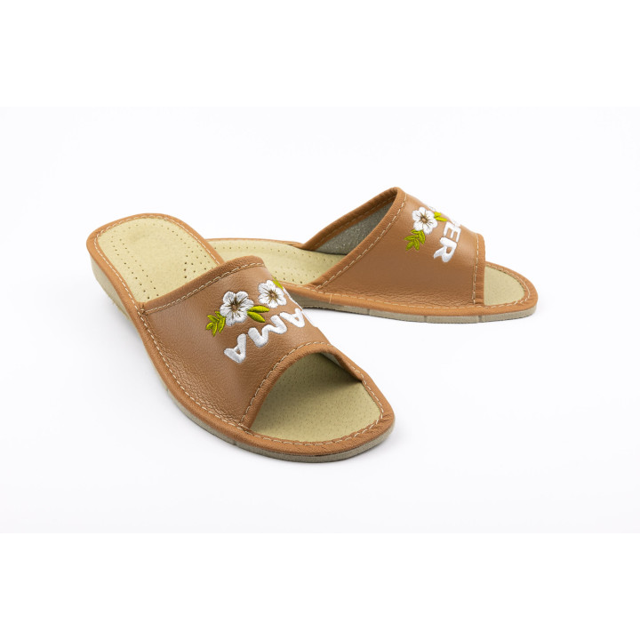 Kapcie dla mamy, spokojne pantofle damskie z napisem Super Mama, na prezent - numer 090