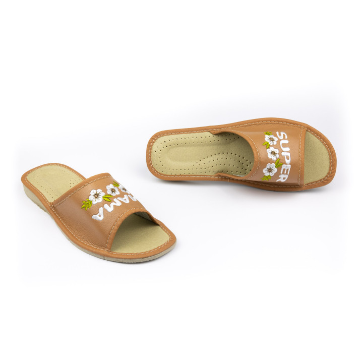 Kapcie dla mamy, spokojne pantofle damskie z napisem Super Mama, na prezent - numer 090