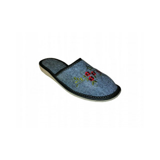 Kryte filcowe jasne kapcie damskie z haftowanym kwiatem, ciepłe kapce domowe