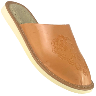 Kryte kapcie damskie w naturalnym kolorze brązowym