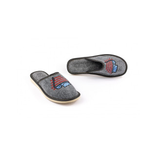 Filcowe kapcie domowe z grafiką kota, wygodne pantofle damskie