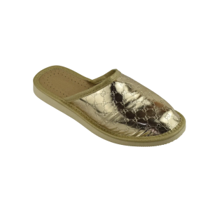 Kryte kapcie złote damskie z popularnym wzorem luksusu