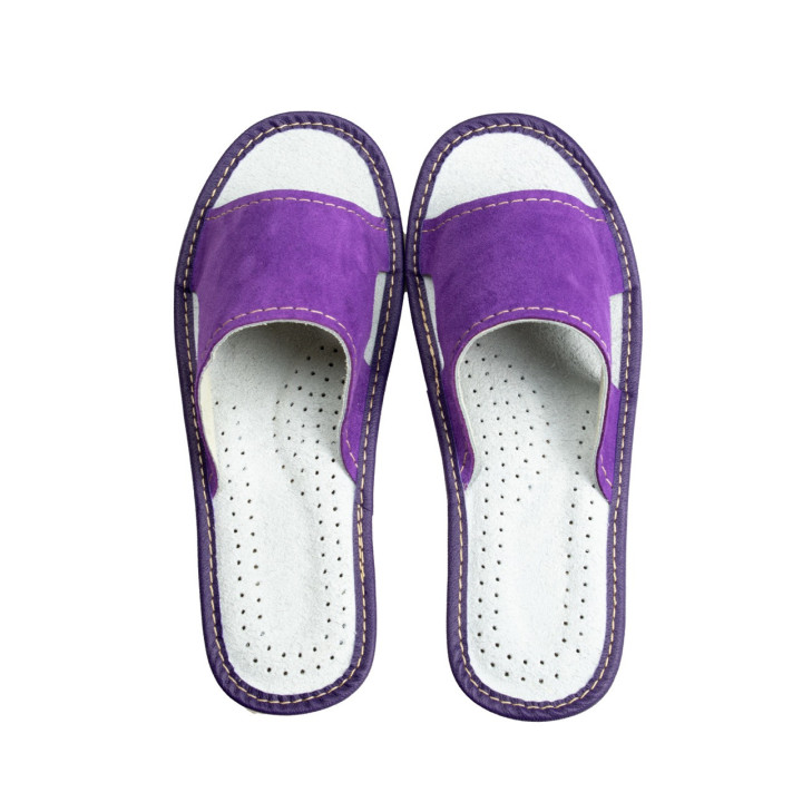 Wycięte po bokach pantofle domowe damskie, skórkowe laczki damskie