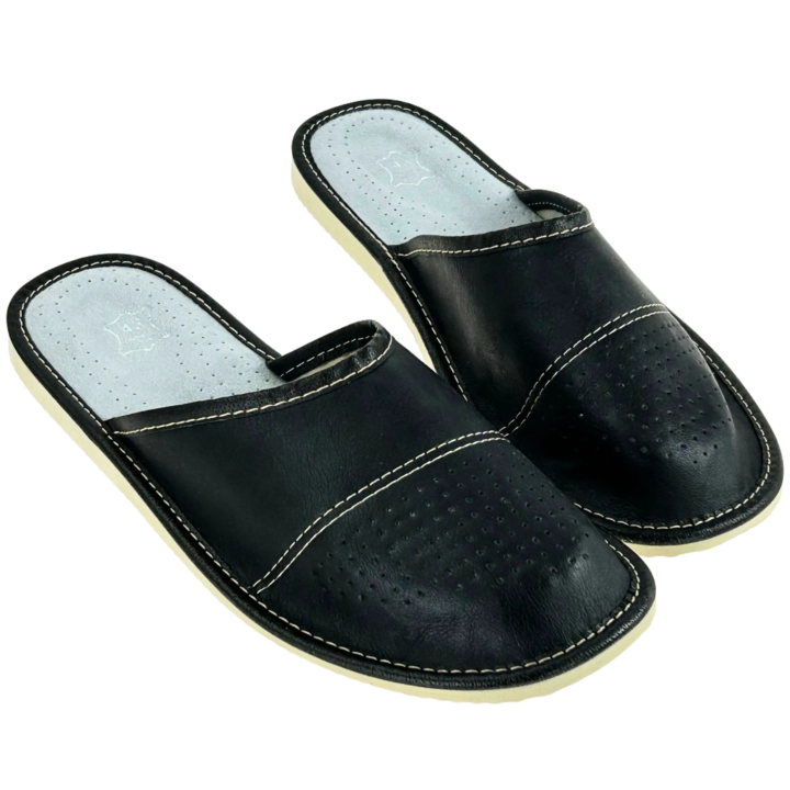 Skórkowe czarne, kryte pantofle męskie, wygodne lacie męskie