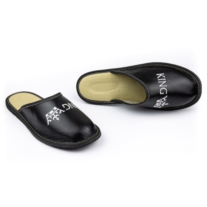 Pantofle męskie czarne z napisem "King" laczki domowe meskie