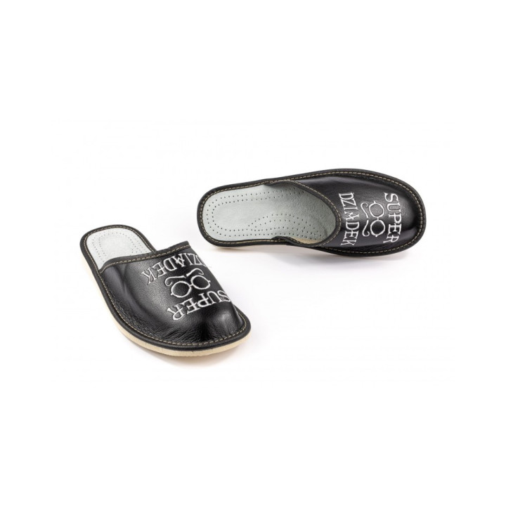 Kapcie Super Dziadek czarne, wygodne paputki męskie na Dzień Dziadka